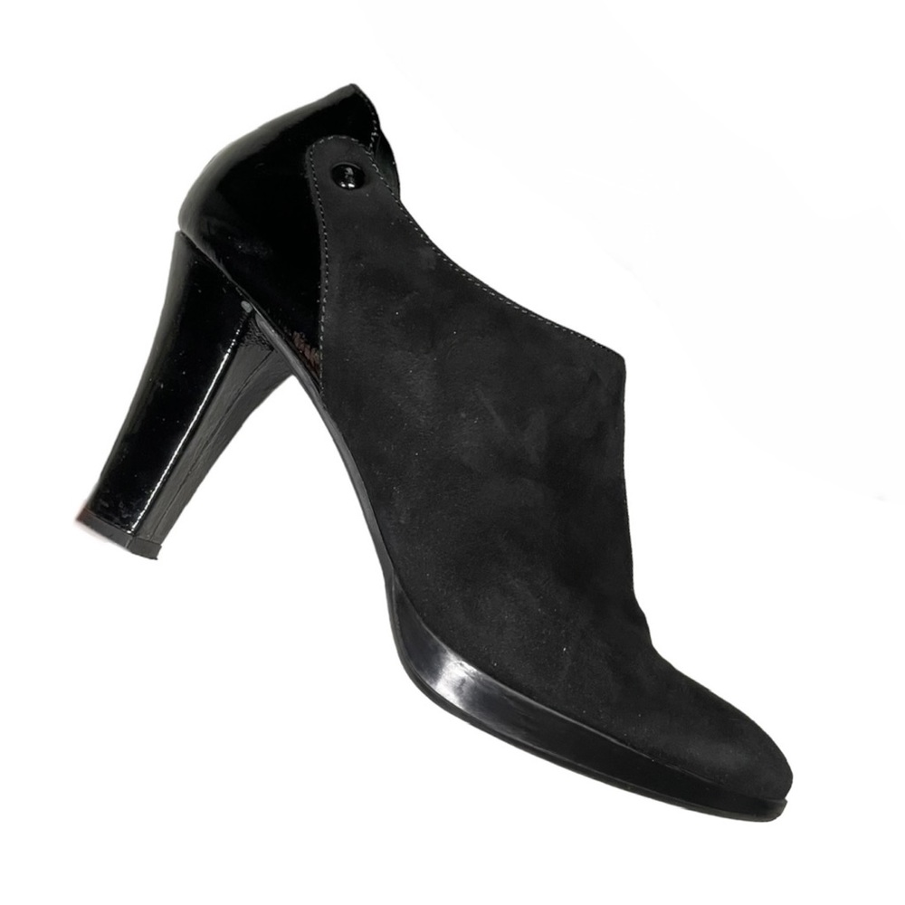 Aquatalia black suede and patent side zip Andre boots size 9.5